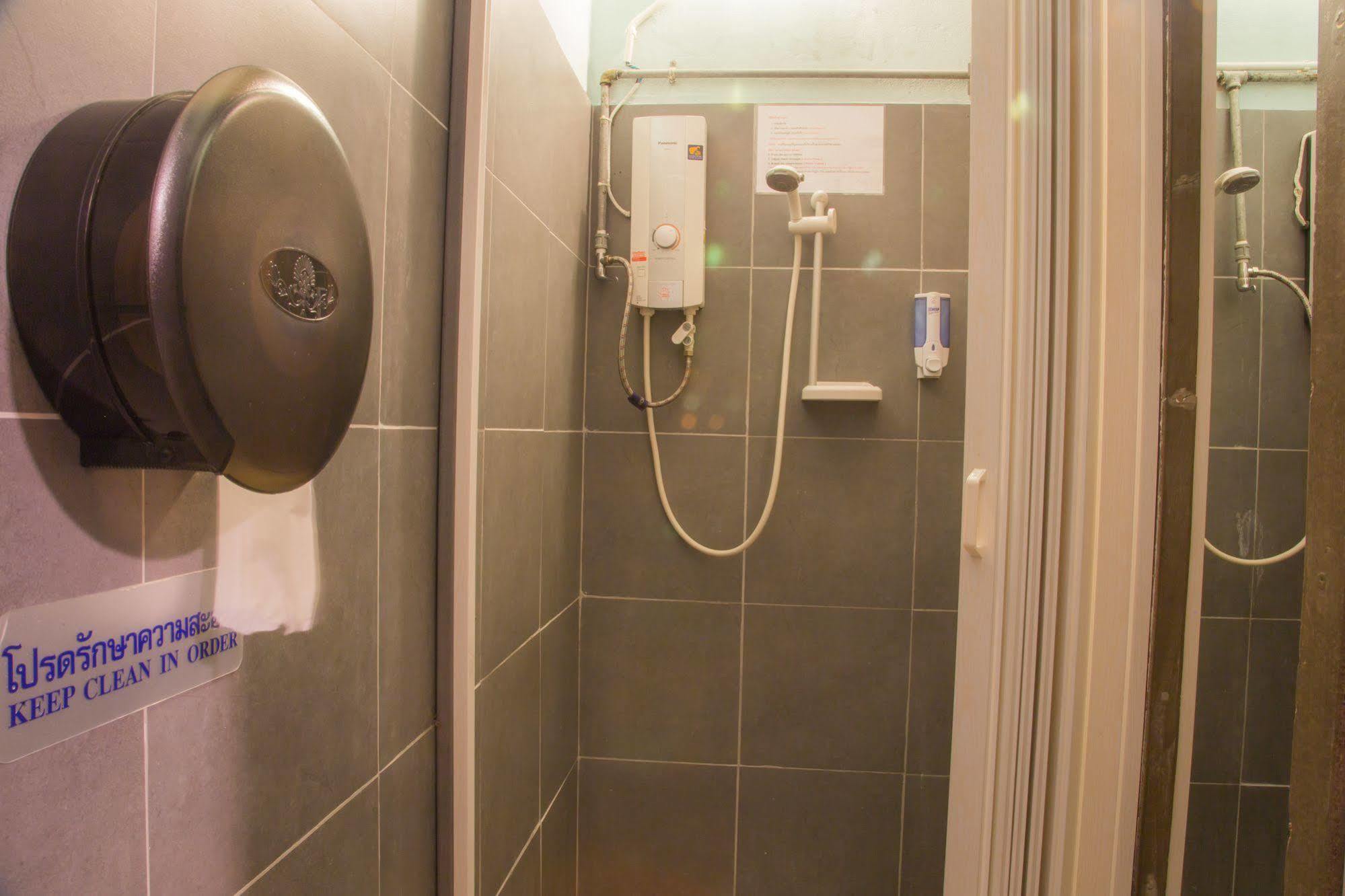 Cassette Hostel Chiang Mai Luaran gambar
